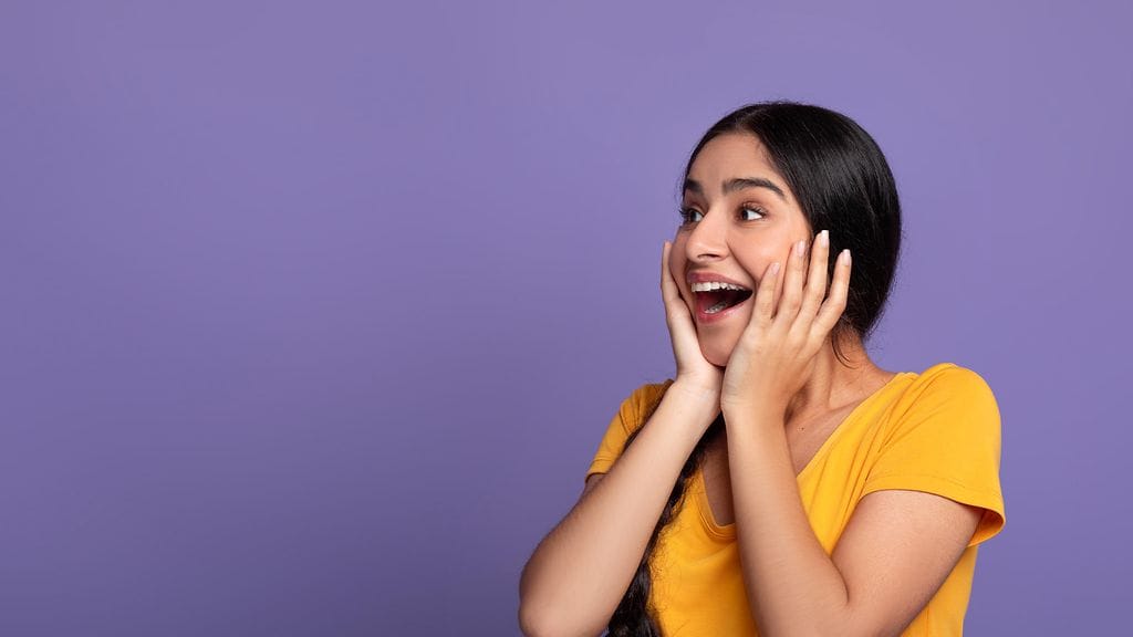 hämmästynyt nainen