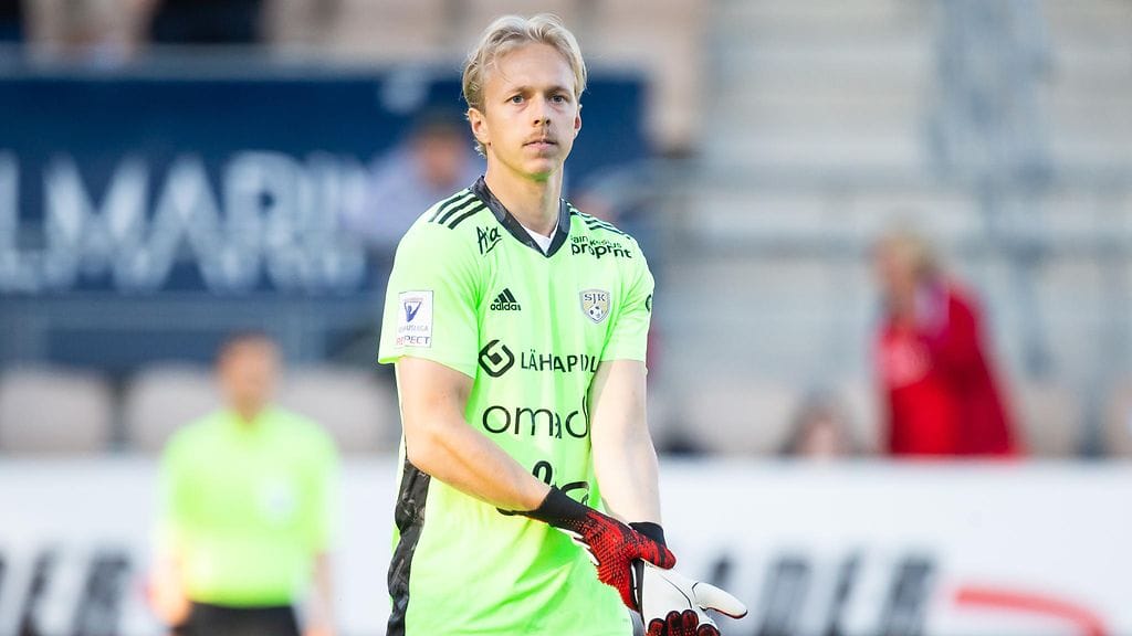 Walter Viitala SJK:n paidassa heinäkuussa 2020.