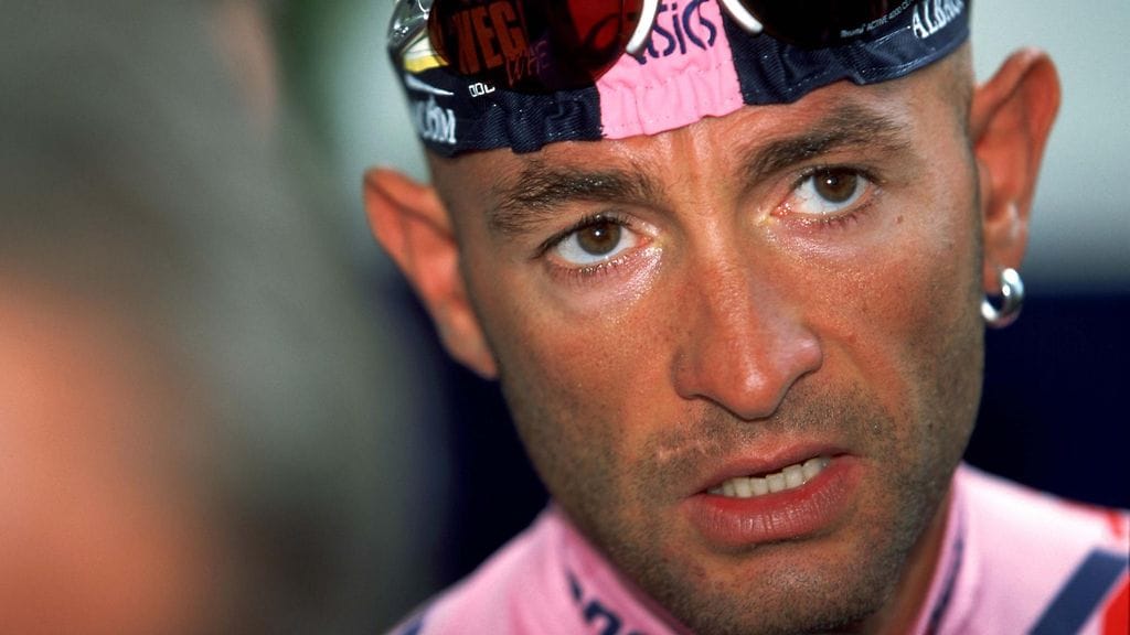 Marco Pantani kuoli epämääräisissä olosuhteissa helmikuussa 2004.