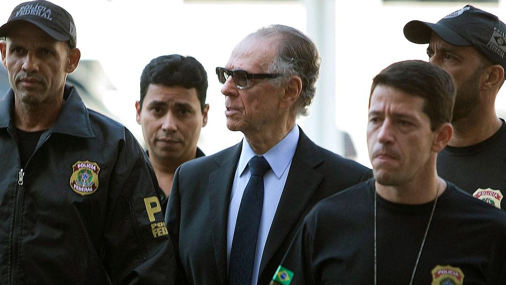 Brasilian olympiakomitean puheenjohtaja Carlos Arthur Nuzman pidätettiin vuonna 2017 lahjusepäilyjen vuoksi.