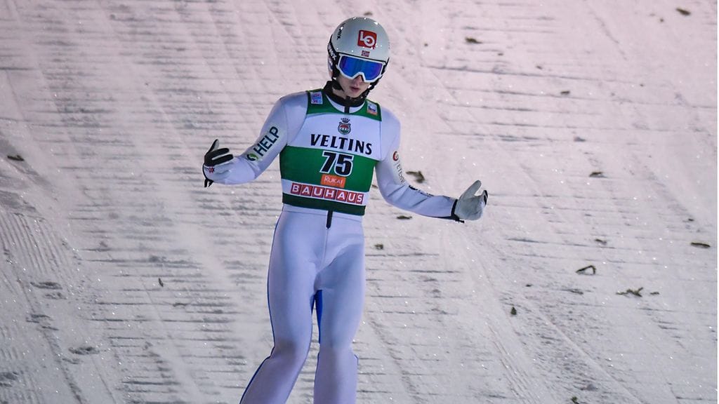 Halvor Egner Granerud epäonnistui pahasti Rukan mäkikarsinnassa.