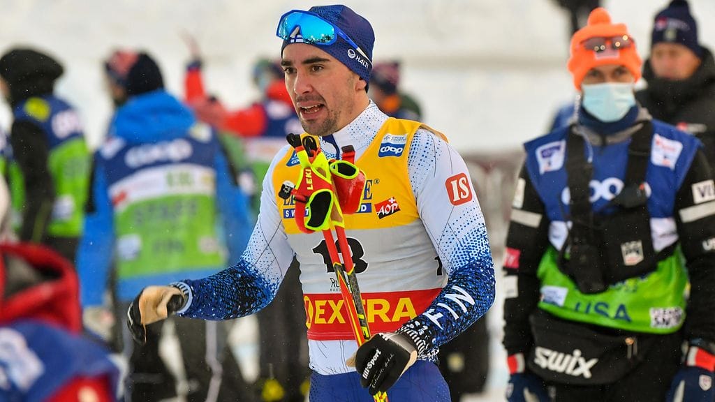 Ristomatti Hakolan kylkiluu murtui Rukan kaatumisessa.