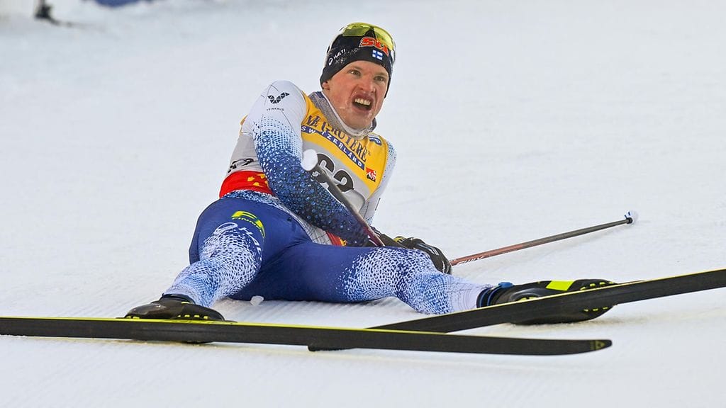 Iivo Niskanen otti laskut varman päälle Ristomatti Hakolan kaatumisen jälkeen.