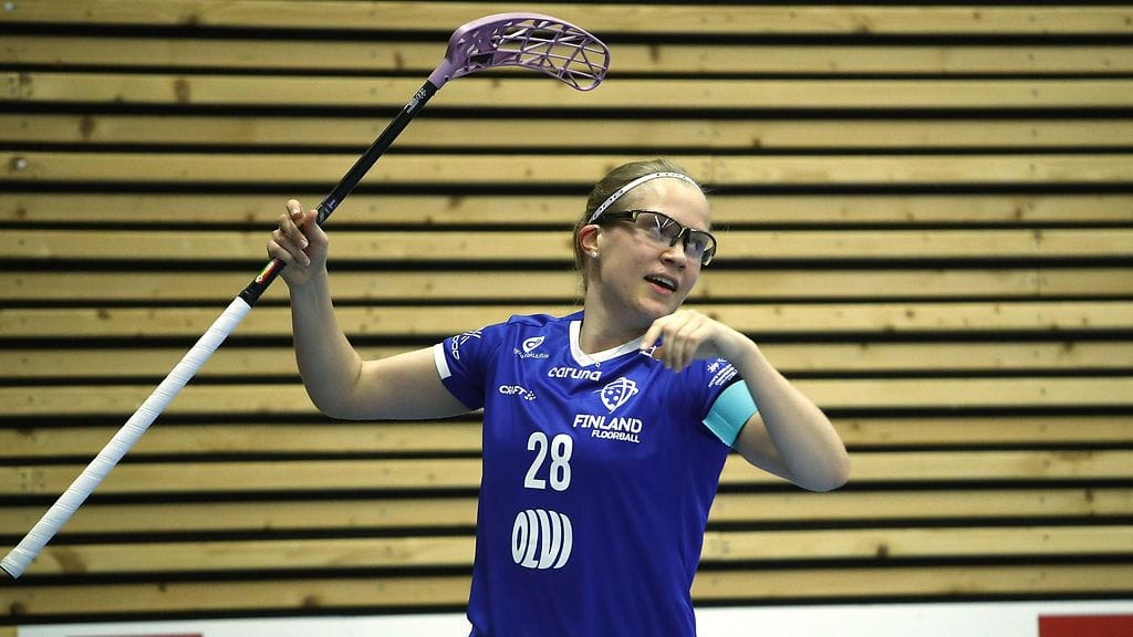 Veera Kauppi iski kolme maalia Slovakiaa vastaan.