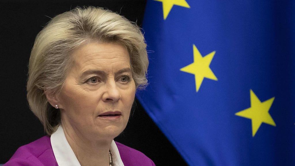 Komission puheenjohtaja Ursula von der Leyenin mukaan toimia voitaisiin kohdistaa muun muassa venäläisiin pankkeihin.