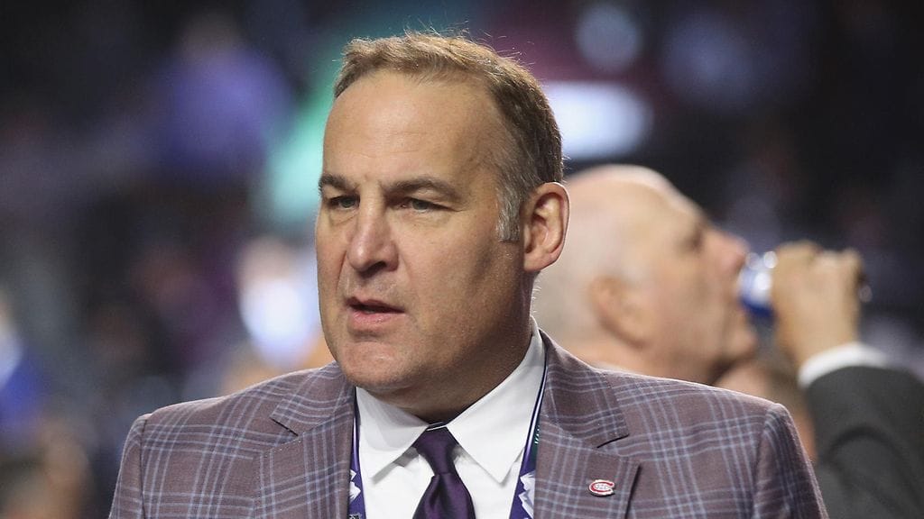 Apulais-GM Scott Mellanby irtisanoutui itse. Michael Russon mukaan hänelle oltaisiin jo luvattu GM:N tehtävä, mutta sitä Mellanby ei saanutkaan.