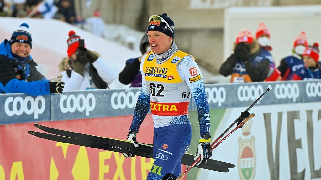 Iivo Niskanen keskeytti Lillehammerin 15 kilometrin kilpailun.