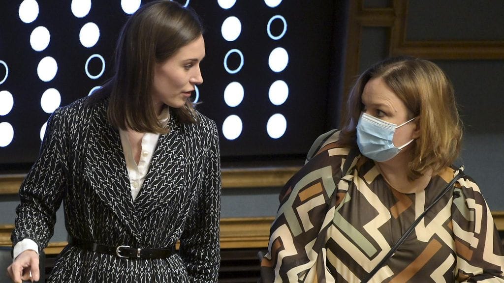 Hallitus käsittelee koronatoimia neuvottelussaan ensi viikon tiistaina.