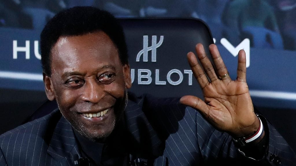 Brasilian jalkapallolegenda Pele joutui sairaalahoitoon.
