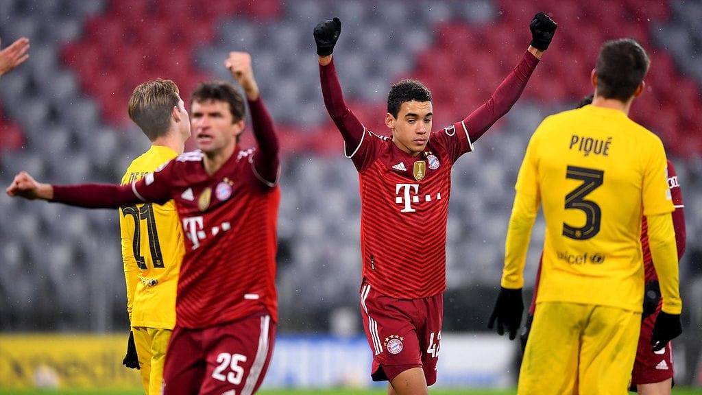 Bayern München jätti Barcelonan vaille mahdollisuuksia.