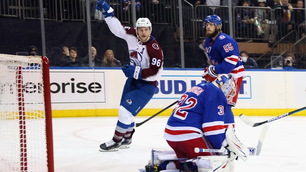 Mikko Rantanen iski New Yorkissa kaksi maalia.