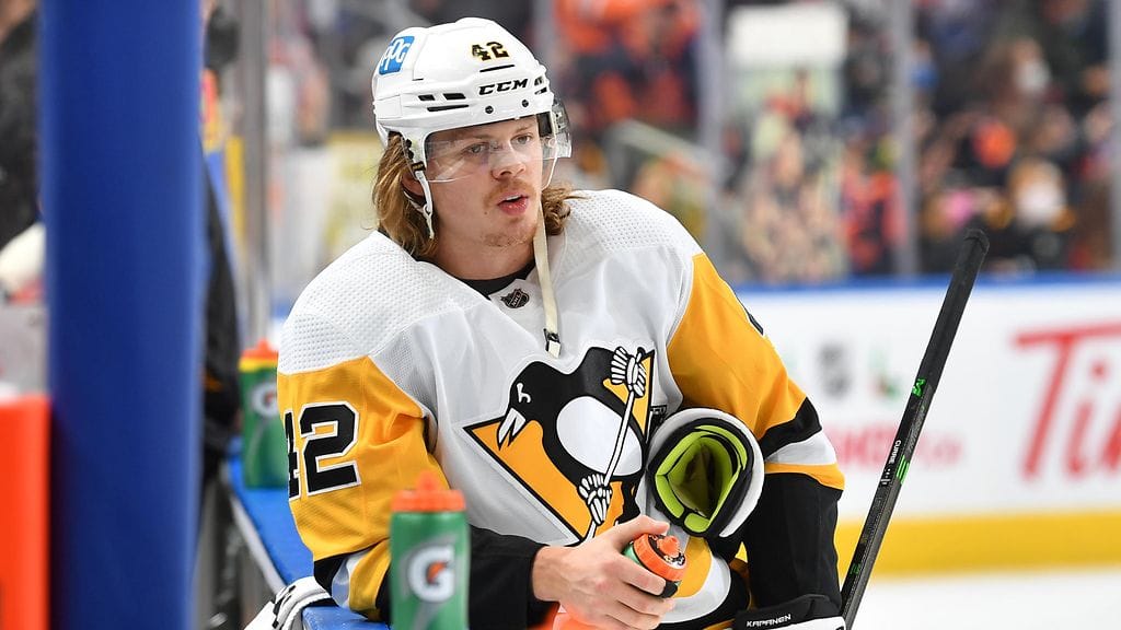 Kasperi Kapanen on tehnyt NHL-alkukaudella 27 ottelussa tehot 6+9=15.