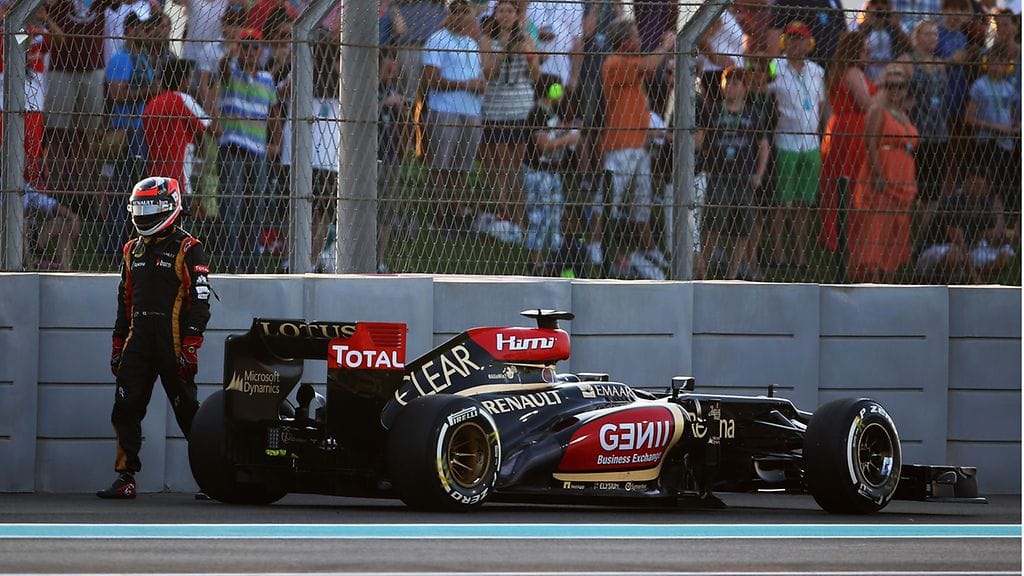 Kimi Räikkönen joutui keskeyttämään Abu Dhabin GP:ssä kaudella 2013.