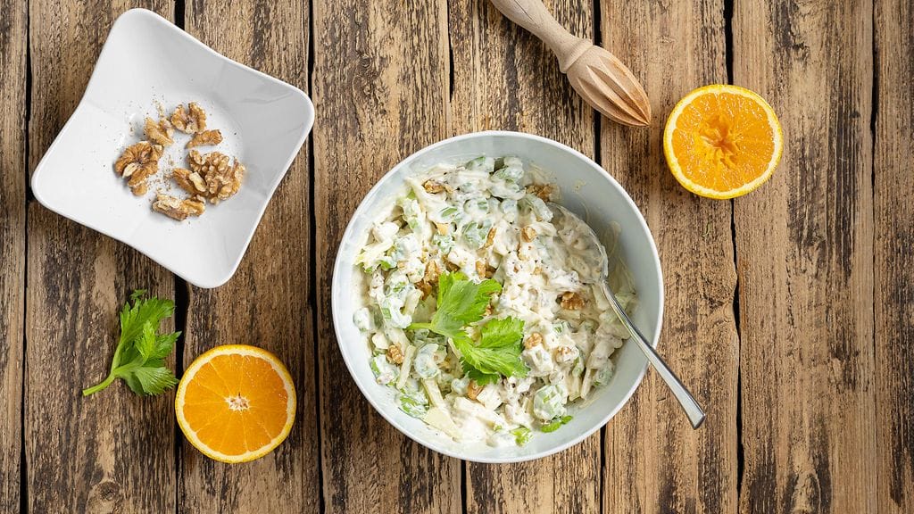 Waldorfin salaatti on talvikauden ykkössalaatti.