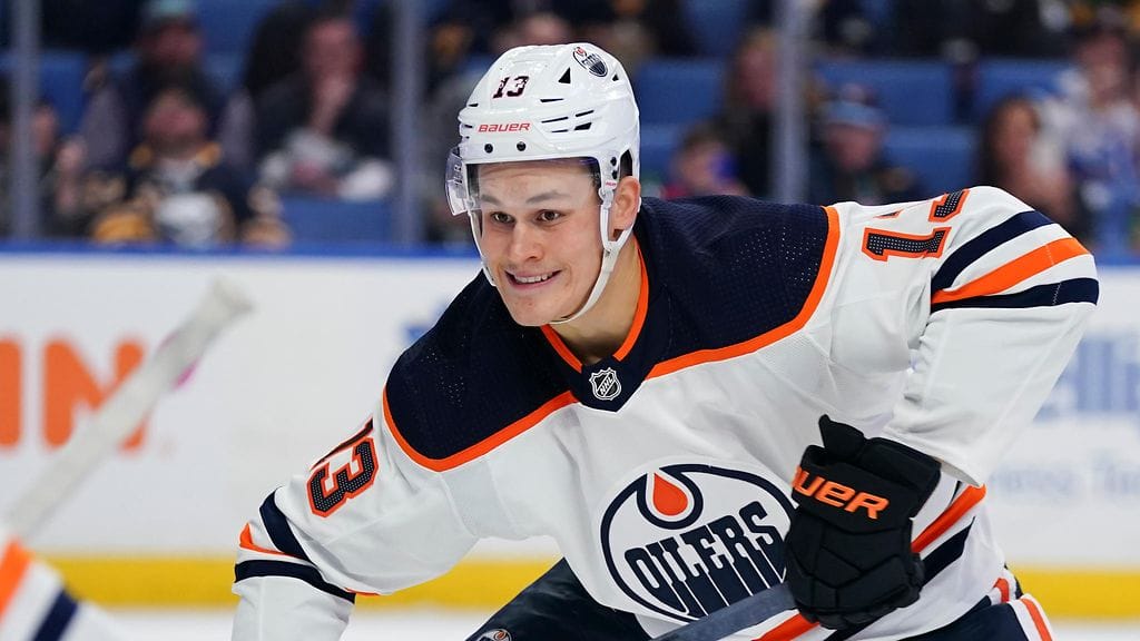 Vielä on epäselvää, joutuuko Jesse Puljujärvi viettämään joulun karanteenissa Yhdysvaltojen puolella.