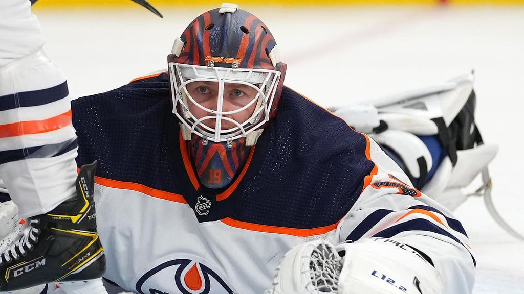 Mikko Koskinen on yksi NHL:n kookkaimmista pelaajista.