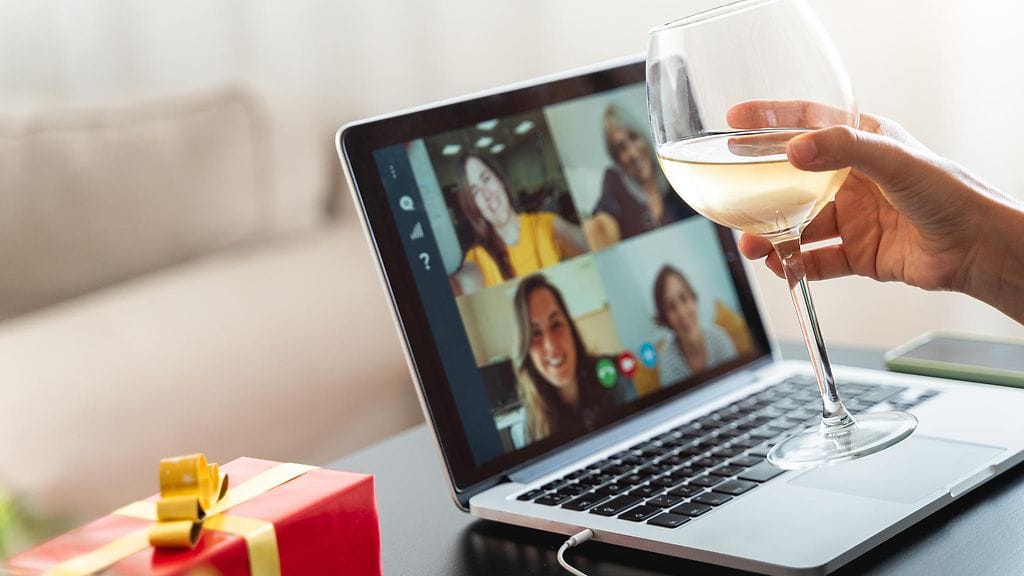 joulu, zoom ja viiniä