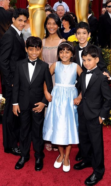 Slummien miljonääri -näyttelijöitä Oscar-gaalassa