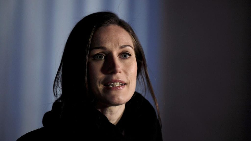"Emme vielä tiedä mitä seuraava vuosi tuo tullessaan, mutta haluan uskoa, että paremmat ajat ovat edessämme. Rokotteet ovat tuoneet turvaa ja ovat edelleen tärkein ja tehokkain keino pandemian torjumiseksi. Suojataan itsemme ja pidetään huolta toisistamme."