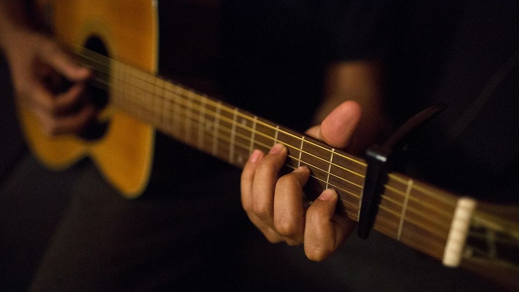 Taideterapiaa on olemassa useita suuntauksia, mutta Suomessa Kela korvaa tietyin kriteerein vain musiikki- ja kuvataideterapiaa.