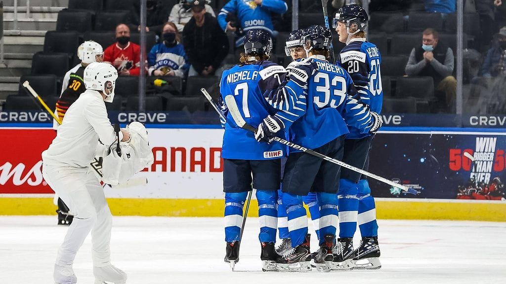 Nuoret Leijonat kaatoi Saksan MM-kisojen avausottelussa.