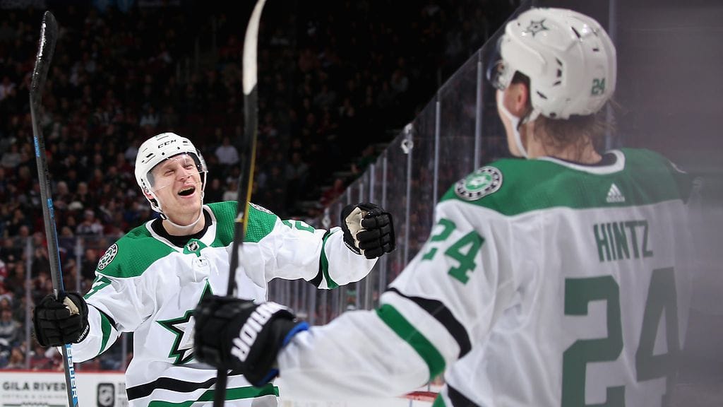 Esa Lindell ja Roope Hintz ovat Dallas Starsin koronalistalla.