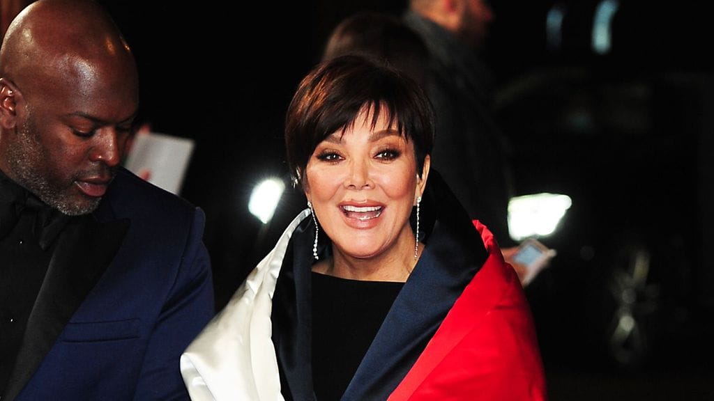 Seurapiiriäiti Kris Jenner debytoi Super Bowl -mainoksessa Oreo-keksibrändin kanssa.