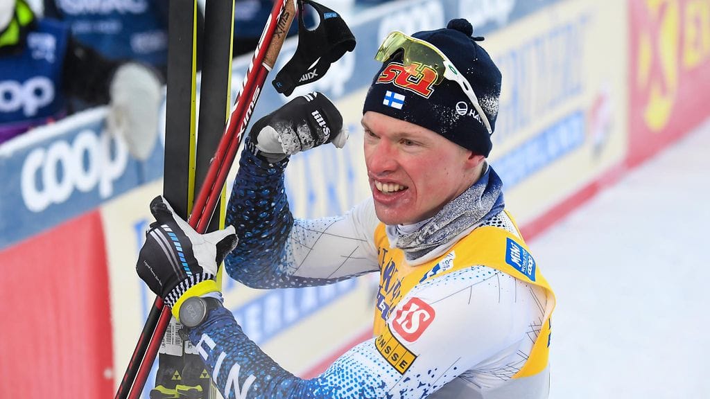 Iivo Niskanen on jälleen suosikkeja 15 kilometrin perinteisen hiihtotavan väliaikalähtökilpailussa.