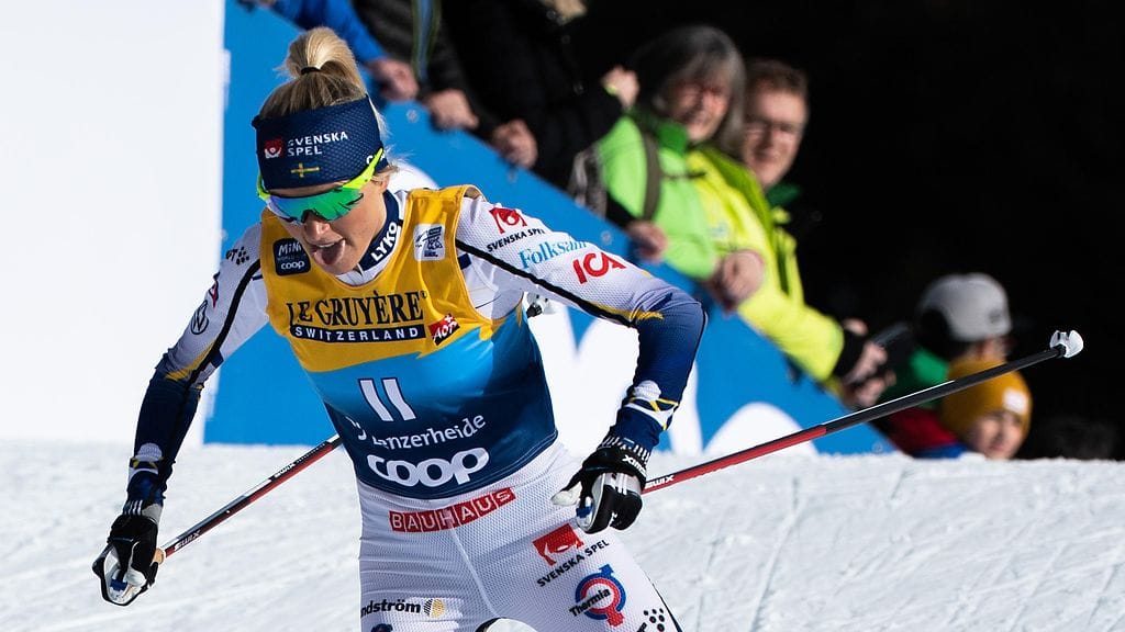 Ruotsin Frida Karlsson tavoittelee Tour de Skin kokonaisvoittoa.