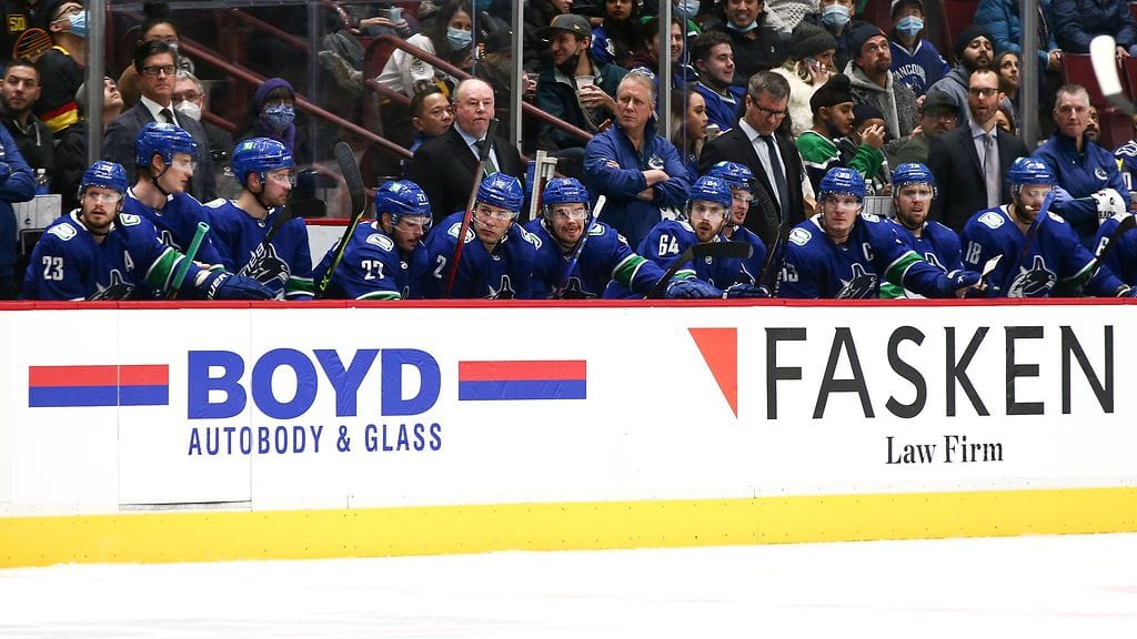 Vancouver Canucks haki uudenvuodenpäivänä 5–2-voiton Seattle Krakenista, mutta itse ottelu jäi isompien asioiden varjoon.