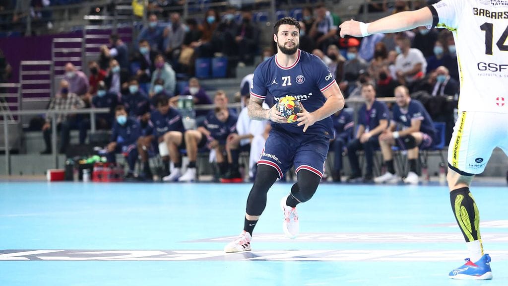 PSG:n ja Ranskan maajoukkuepelaaja Elohim Prandi joutui veitsihyökkäyksen kohteeksi Pariisissa.