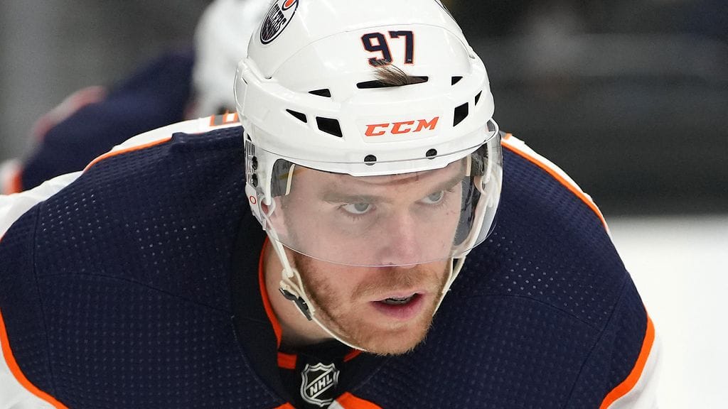 Connor McDavid antoi positiivisen koronavirustestituloksen.