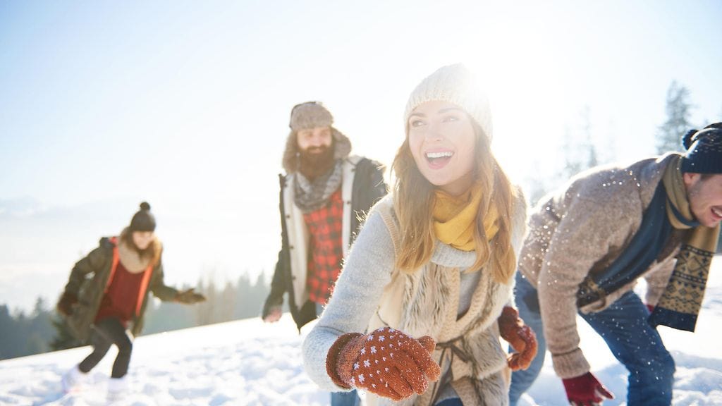talvirieha, ihmiset jotka pitävät talvesta, talvi, ystävät