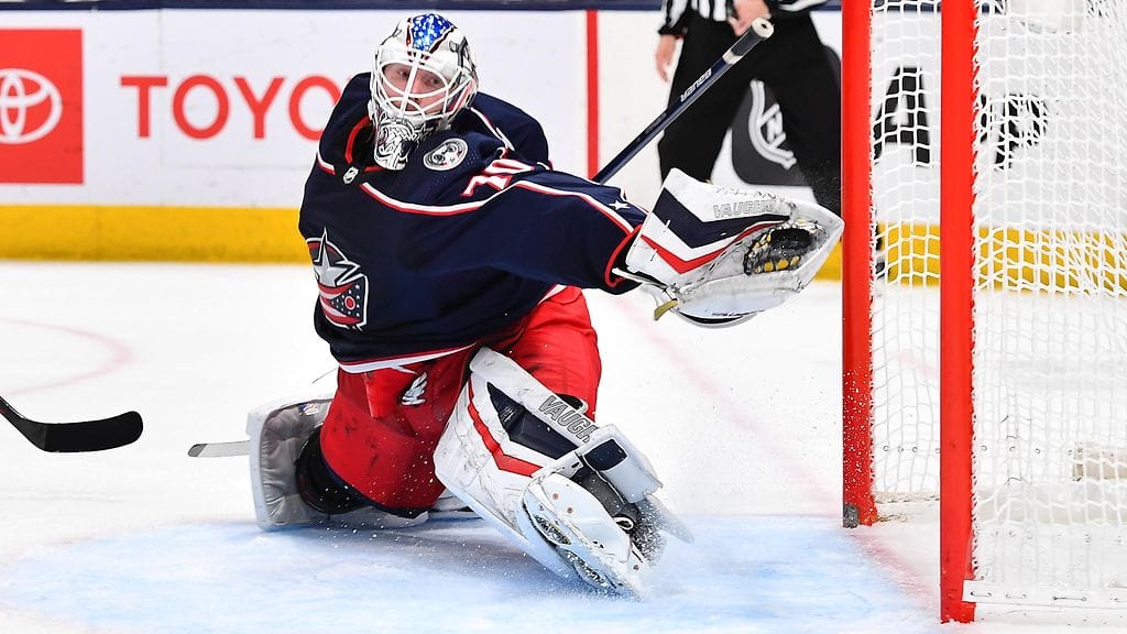 Joonas Korpisalo venyi upeaan torjuntaan yön NHL-kierroksella.