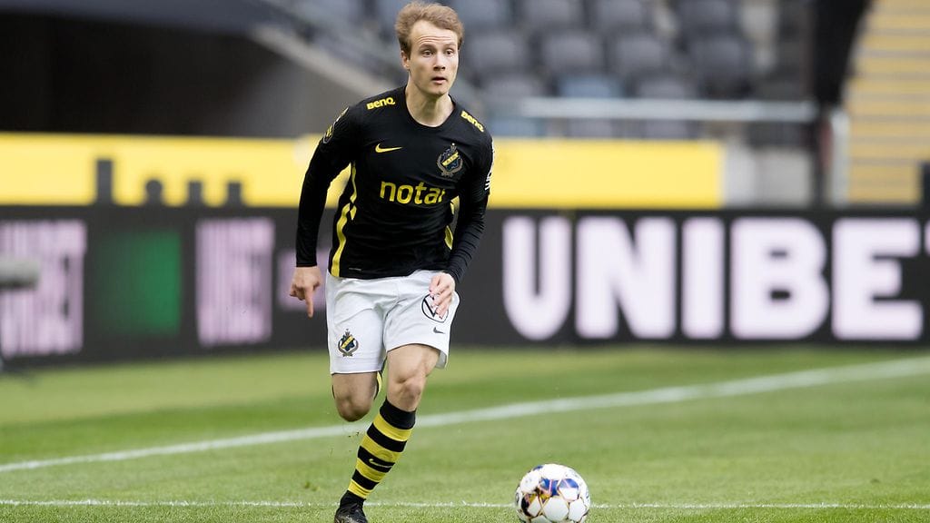 Saku Ylätuvan ura jatkuu Ruotsissa.