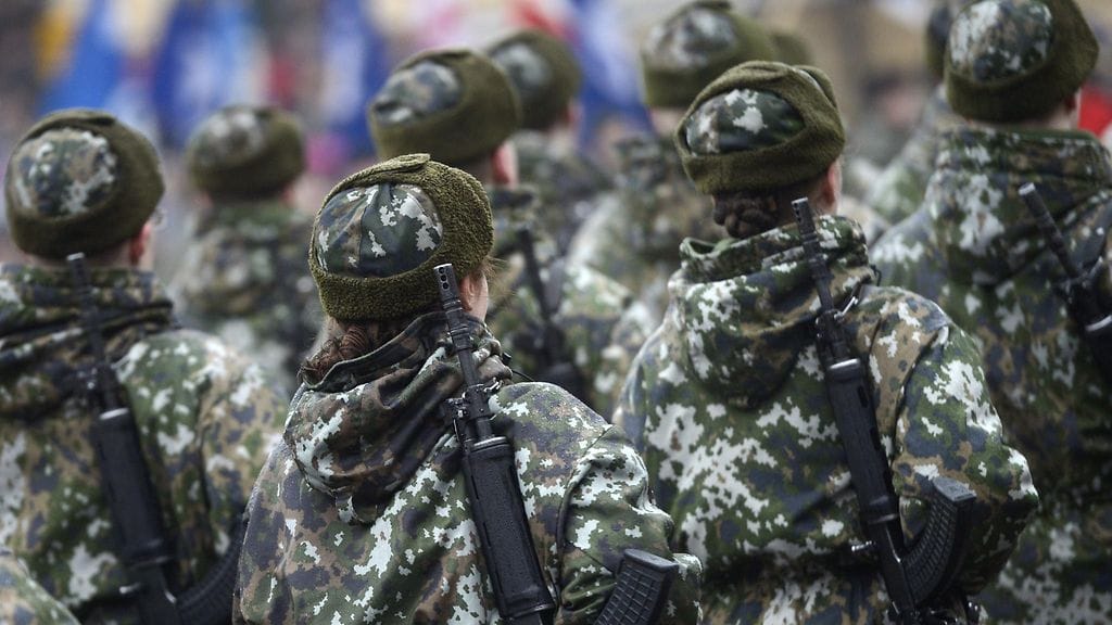 Myös neljä Yhdysvaltain A-10-lentokonetta ja KC-135 Stratotanker -ilmatankkauskone ylittävät Suomen ilmatilan huomenna, kertoo Puolustusvoimat.