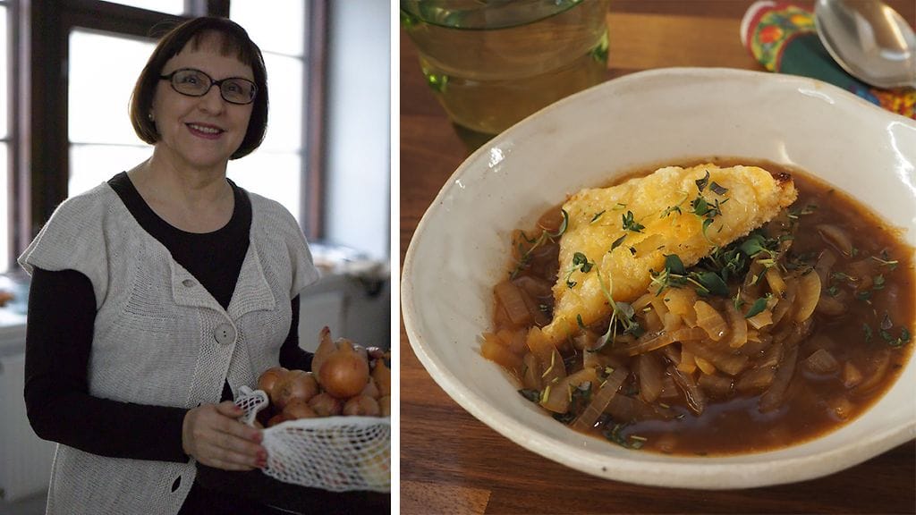 Pirjo Toikkanen kehuu sipulikeittoa todella maukkaaksi ja edulliseksi ruokalajiksi.