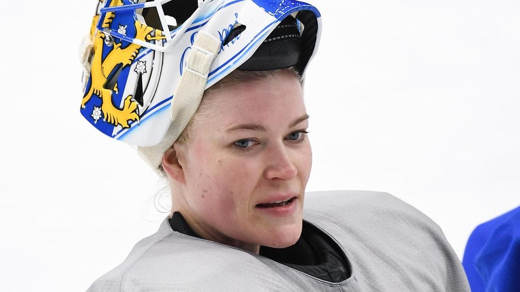 Noora Räty on Suomen kautta aikojen menestynein naispuolinen jääkiekkomaalivahti.