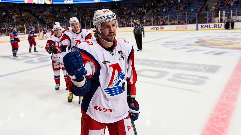 Denis Osipov on pelannut urallaan muun muassa Lokomotiv Jaroslavlissa. Kuva vuodelta 2016 Helsingin Hartwall Areenasta.