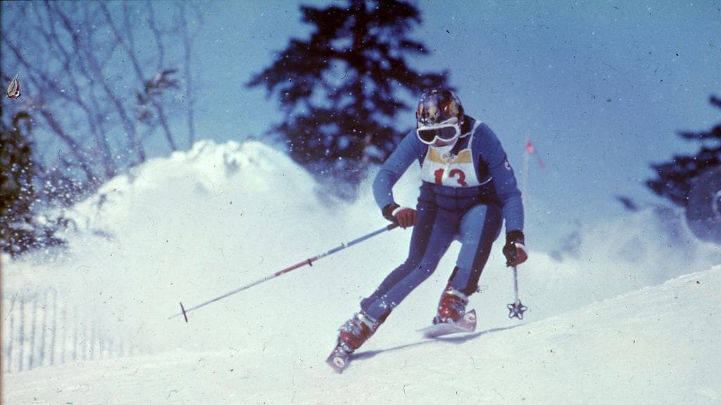 Kansainvälisen tutkijaryhmän mukaan 21:stä talviolympiaisännästä vain Sapporo voisi järjestää turvallisesti talvikisat vuosisadan lopulla. Sveitsin Marie-Theres Nadig voitti Sapporossa 1972 kultaa syöksyssä ja suurpujottelussa.