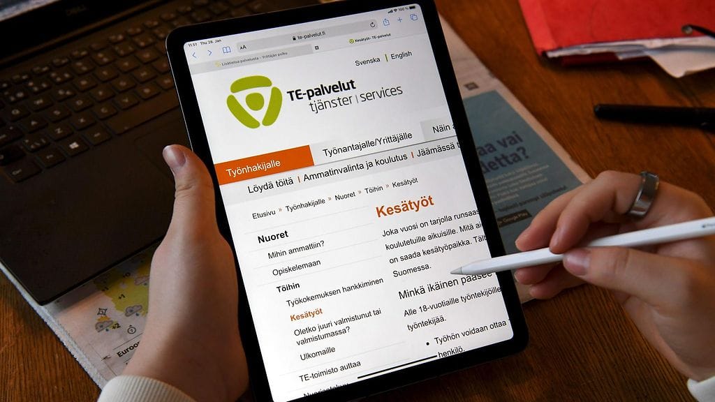 EK:n kyselyyn vastanneista yrityksistä 33 prosenttia ilmoitti lisäävänsä kesätyöpaikkoja ensi kesäksi.