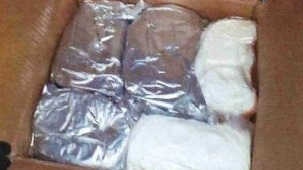 Kuva takavarikoidusta amfetamiinista poliisin tiedotteessa.