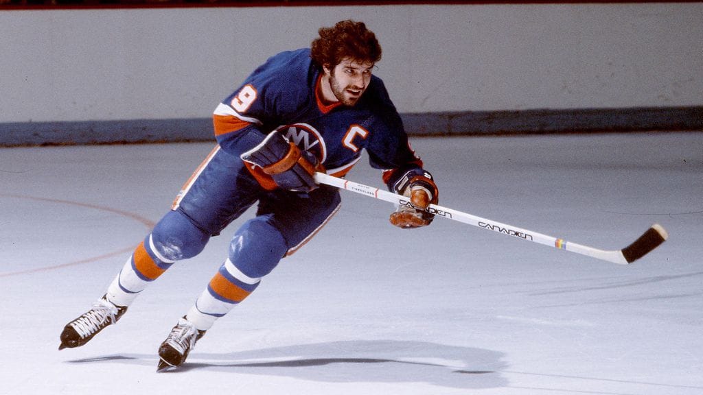 Clark Gillies saavutti NHL-urallaan suurta menestystä New York Islandersissa, jonka kapteeninakin hän toimi.