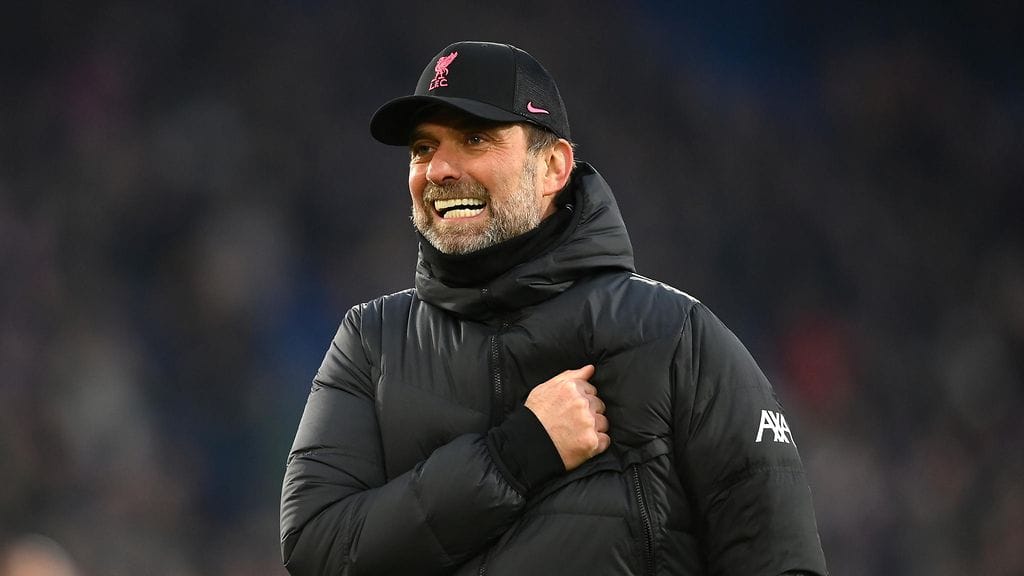 Liverpool-luotsi Jürgen Klopp yllätti kannattajat oluella.