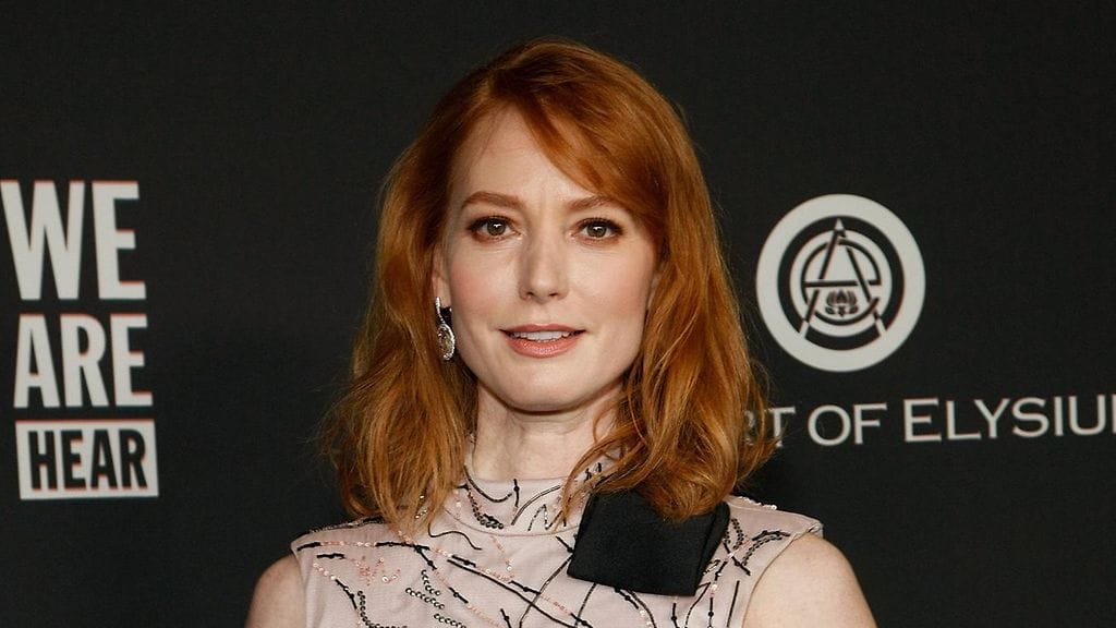 Alicia Witt julkaisi koskettavan kirjoituksen vanhempiensa kuolemasta.