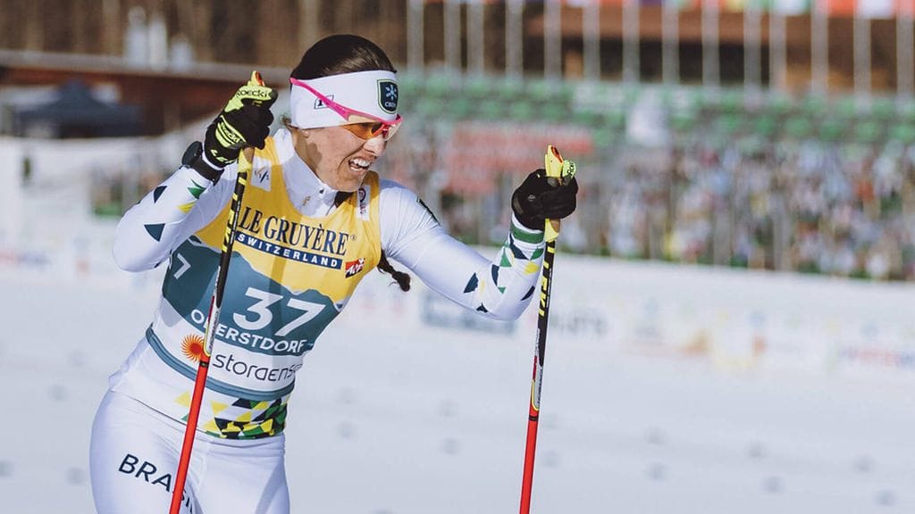 Bruna Moura hiihti viime vuonna uransa toisissa MM-kilpailuissa Oberstdorfissa. Olympiadebyyttiä hän ei pääse onnettomuuden myötä ainakaan tänä vuonna tekemään.