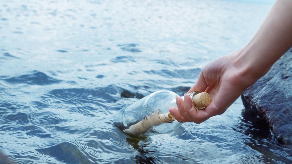 Norjalaisnainen löysi pullopostin, joka oli lähetetty 24 vuotta sitten.
