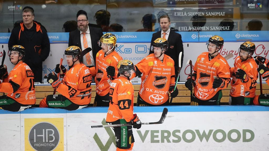 KooKoo kohtaa perjantaina iltapäivällä Pelicansin.