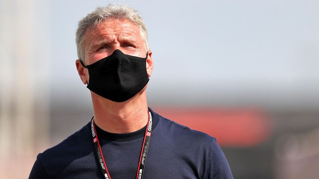 David Coulthard koki hämmentävän yllätyksen Mika Häkkisen olohuoneessa.