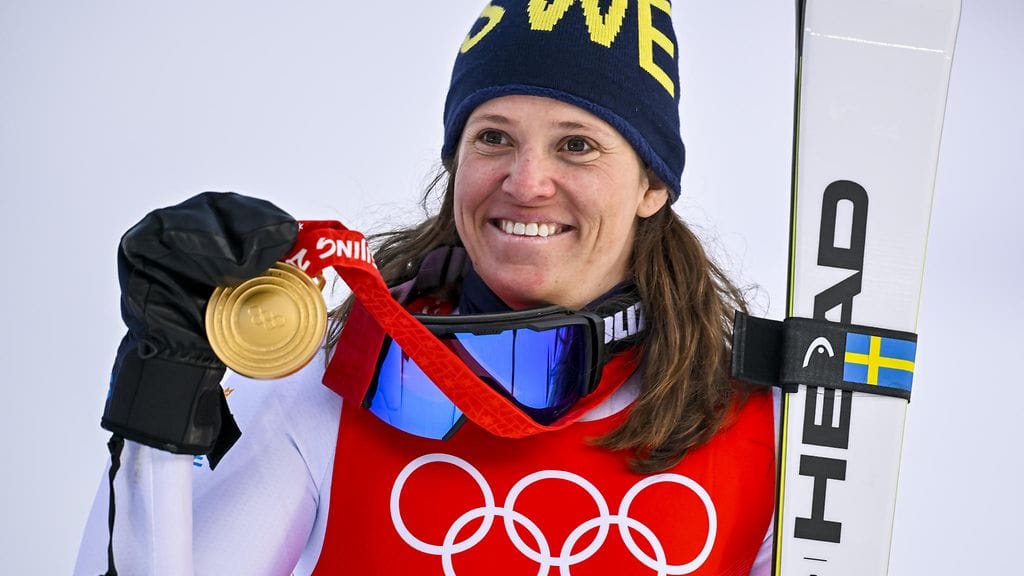 Sara Hector toi Ruotsille sen ensimmäisen olympiakullan suurpujottelussa sitten vuoden 1992.